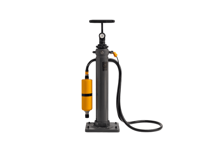 High pressure floor pump with CO2 inflator